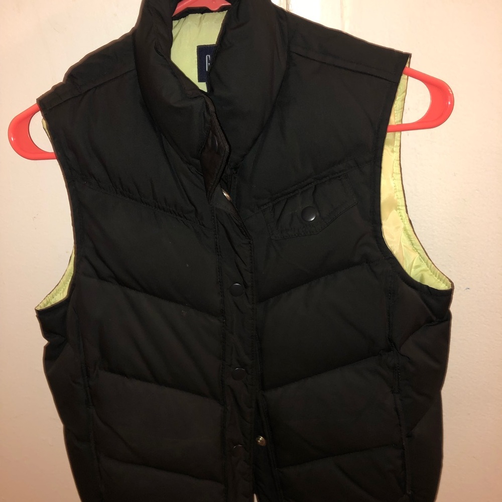 Gap vest , black size s